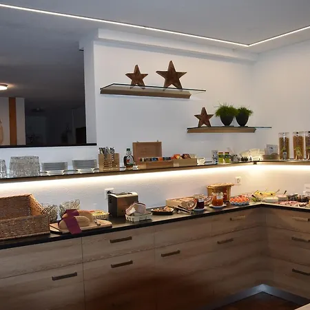 Hotel Cabana Ξενοδοχείο 3*