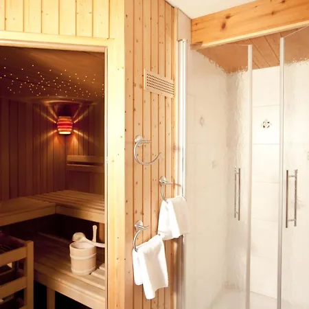 Hotel Cabana Ξενοδοχείο 3*