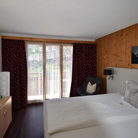 Отель Hotel Cabana 3*