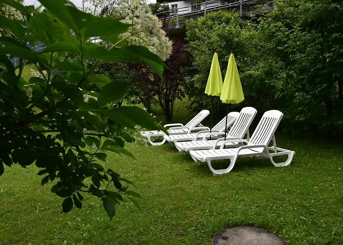 Hotel Cabana Отель Гриндельвальд