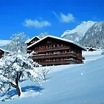 Ξενοδοχείο Hotel Cabana 3*