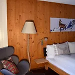 Hotel Cabana Ξενοδοχείο 3*